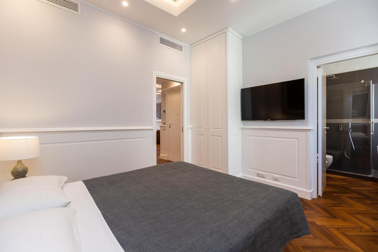 Amazing Vittoriano Apartment Rome Bagian luar foto